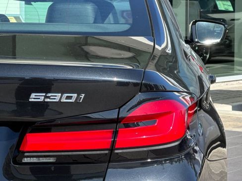 Used 2021 BMW 530i w/ Convenience Package image 31