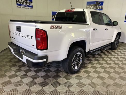 Used 2022 Chevrolet Colorado Z71 AWD/4WD image 16