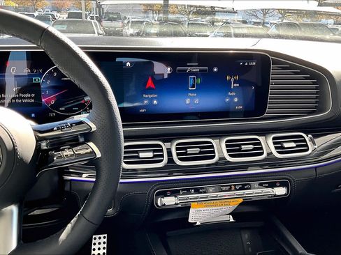 New 2026 Mercedes-Benz GLS 450 GLS 450 image 9