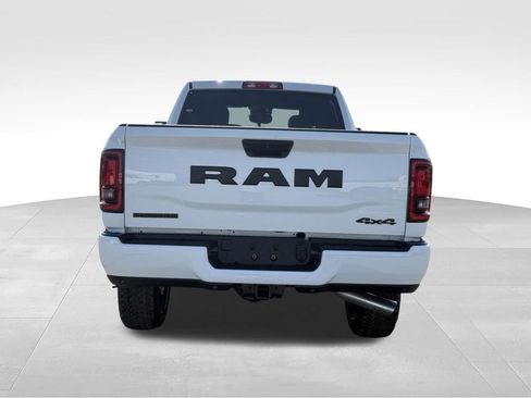 New 2026 RAM 2500 Big Horn AWD/4WD image 5