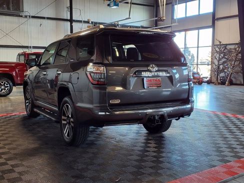 Used 2018 Toyota 4Runner Limited image 4