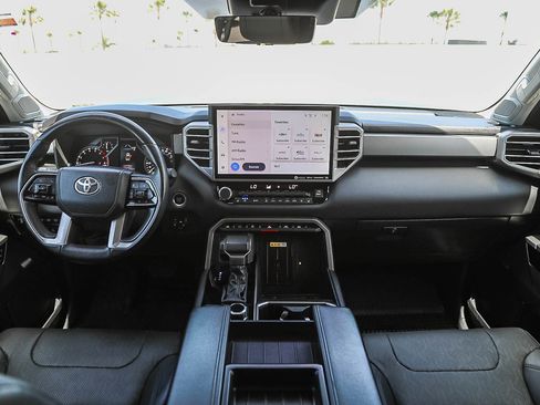 Used 2023 Toyota Tundra Limited AWD/4WD image 12