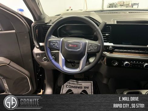 Used 2023 GMC Sierra 1500 Elevation image 13