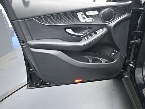 Used 2018 Mercedes-Benz GLC 300 image 20