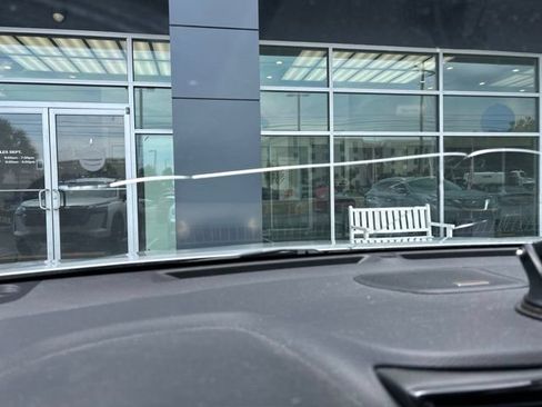Used 2017 Nissan Rogue SL w/ SL Premium Package FWD image 34