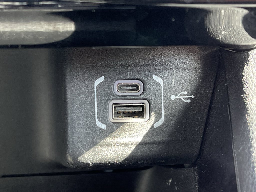 Used 2025 Jeep Compass Limited AWD/4WD image 37