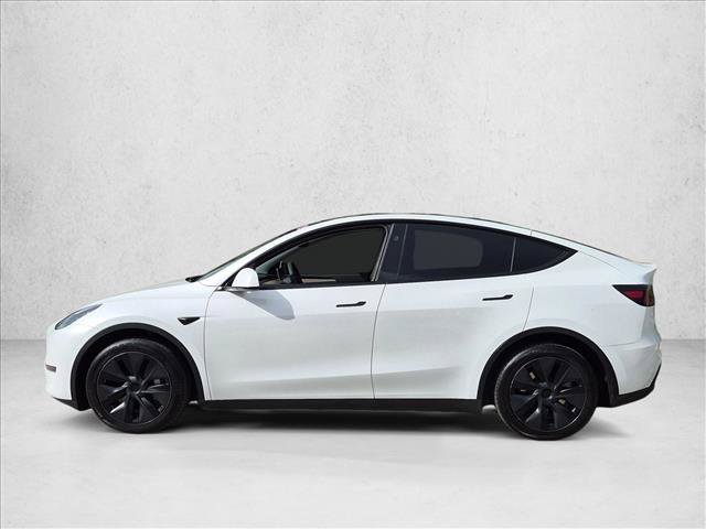 Used 2024 Tesla Model Y Long Range AWD/4WD image 9