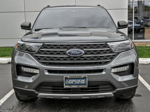 Used 2024 Ford Explorer XLT w/ Equipment Group 202A AWD/4WD image 4