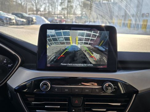 Used 2021 Ford Escape SE w/ Convenience Package image 19