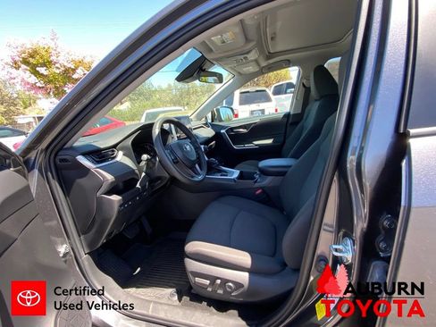 Certified 2024 Toyota RAV4 XLE w/ Convenience Package AWD/4WD image 33