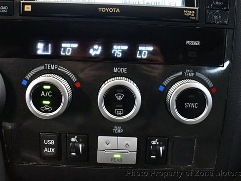 Used 2011 Toyota Sequoia Limited AWD/4WD image 46