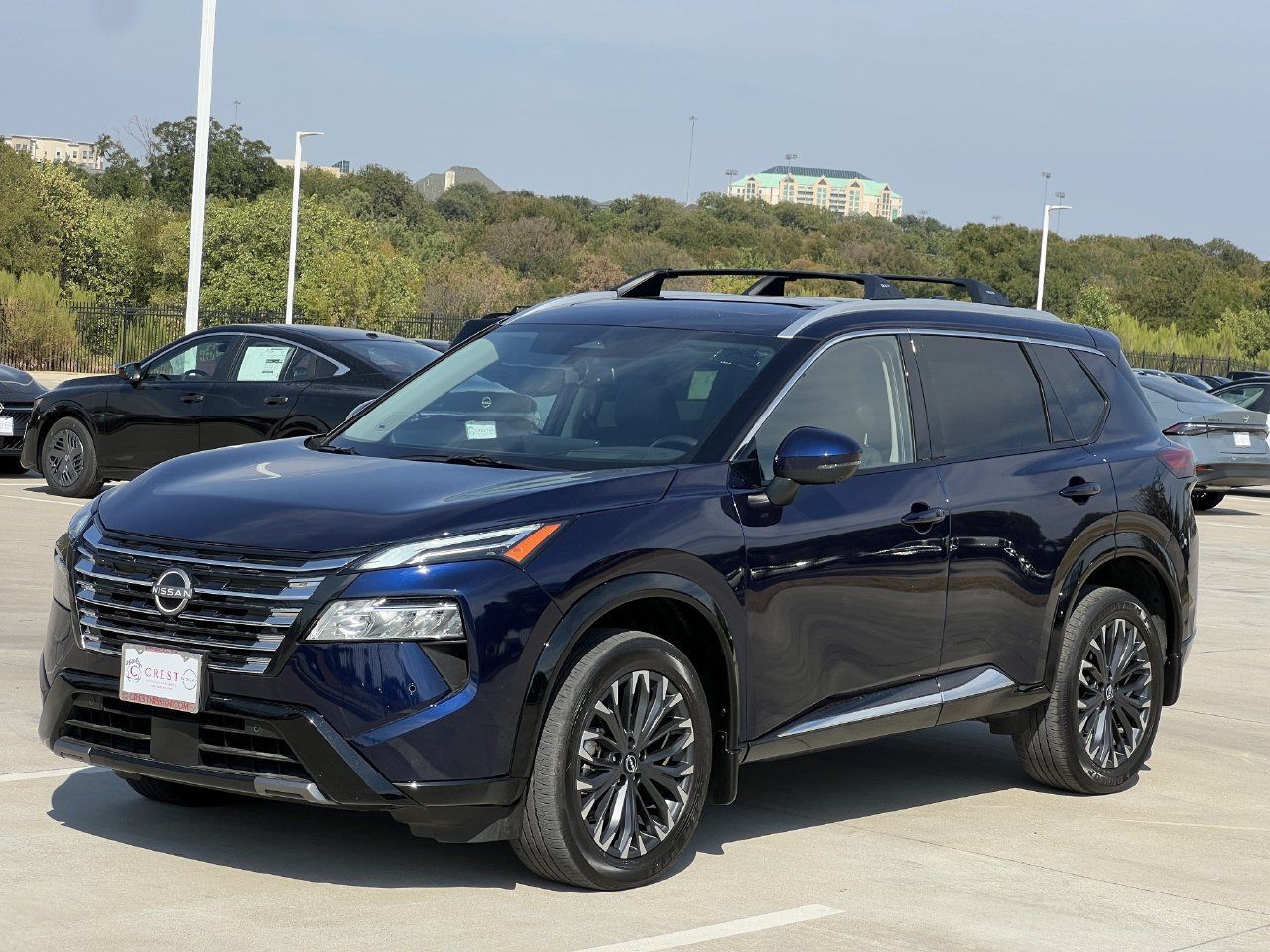 Used 2026 Nissan Rogue Platinum w/ Platinum Premium Package AWD/4WD image 1