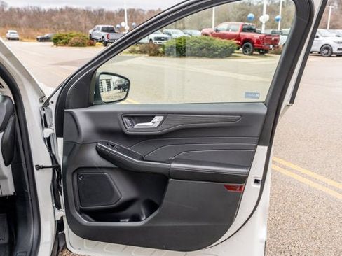 New 2026 Ford Escape Platinum w/ Premium Technology Package image 22