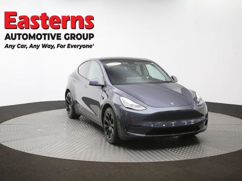 Used 2021 Tesla Model Y Long Range AWD/4WD image 45