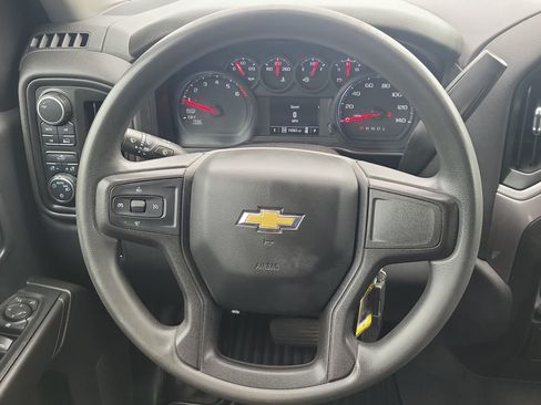 Used 2021 Chevrolet Silverado 1500 Custom AWD/4WD image 21