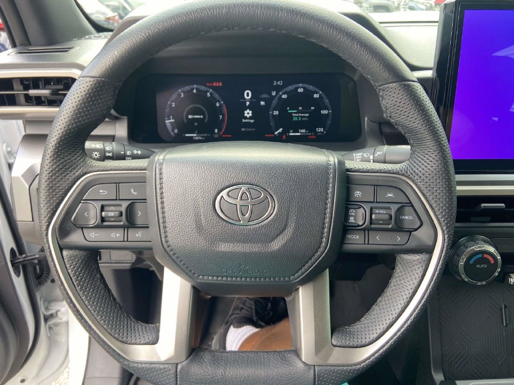 Used 2025 Toyota Tacoma TRD Sport RWD image 33