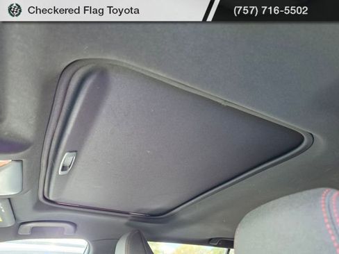 Used 2021 Toyota RAV4 SE w/ Weather & Moonroof Package image 10