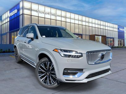 New 2025 Volvo XC90 T8 Plus w/ Protection Package Premier