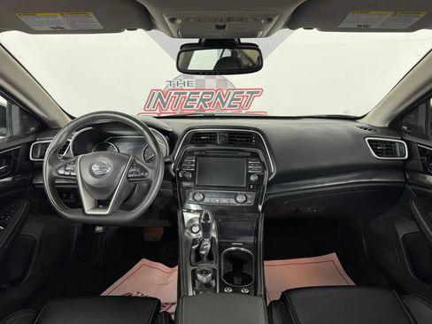 Used 2022 Nissan Maxima Platinum w/ Sport Mat Group FWD image 11