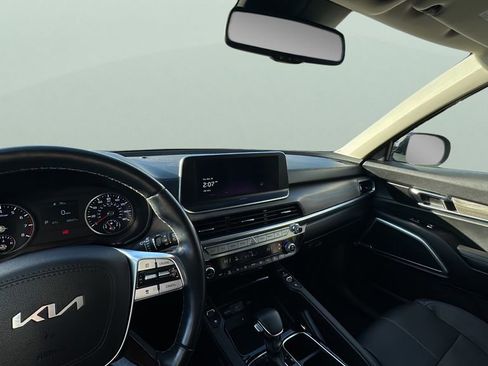 Used 2022 Kia Telluride EX w/ EX Premium Package image 10