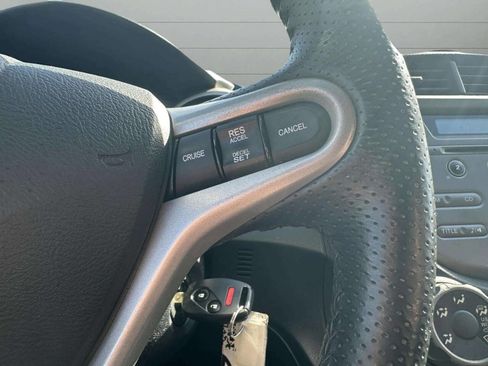 Used 2010 Honda Fit Sport image 23