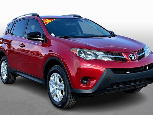 Used 2015 Toyota RAV4 LE image 10