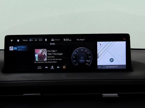 Used 2025 Genesis GV70 3.5T Sport w/ Sport Prestige Package image 26