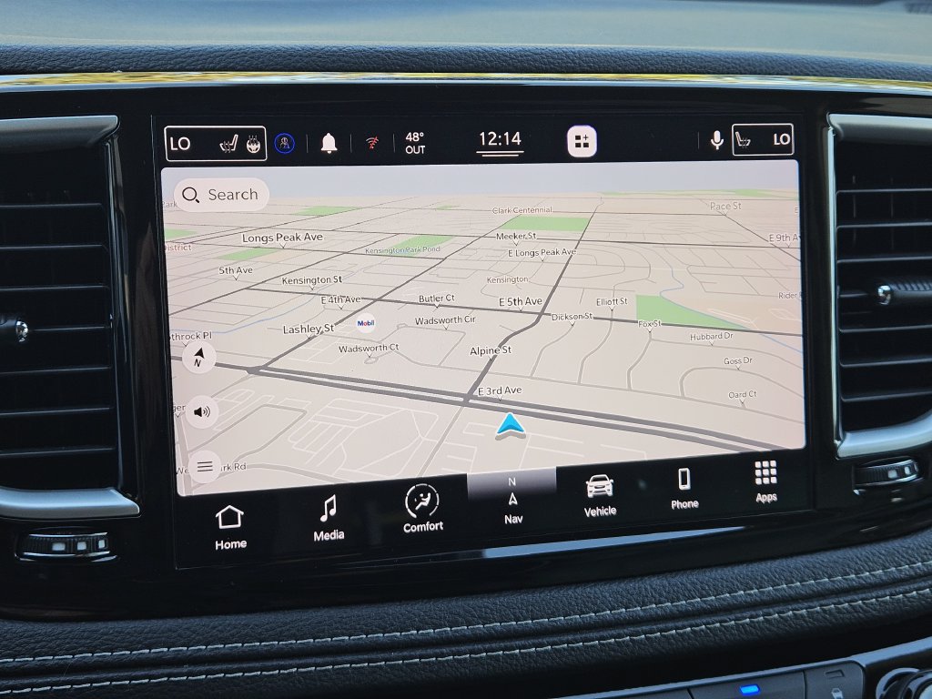 Used 2021 Chrysler Pacifica Touring-L FWD image 12