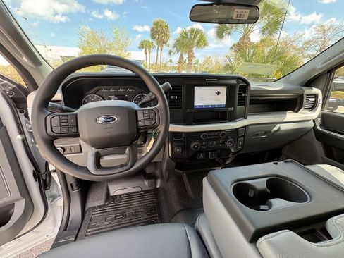 New 2026 Ford F350 XL w/ 360-Degree Camera Package RWD image 11