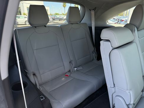 Used 2016 Acura MDX FWD image 21