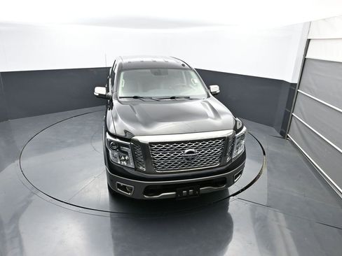 Used 2017 Nissan Titan Platinum Reserve AWD/4WD image 20