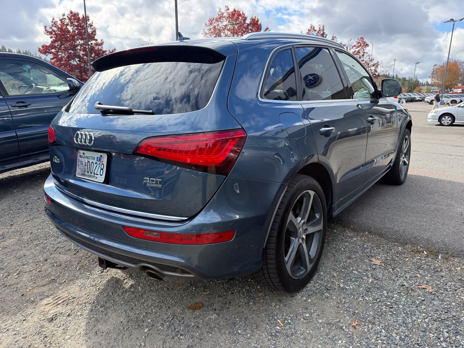 Used 2016 Audi Q5 3.0T Premium Plus w/ Technology Package AWD/4WD image 3