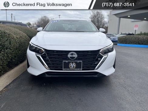 Used 2024 Nissan Sentra SV image 12