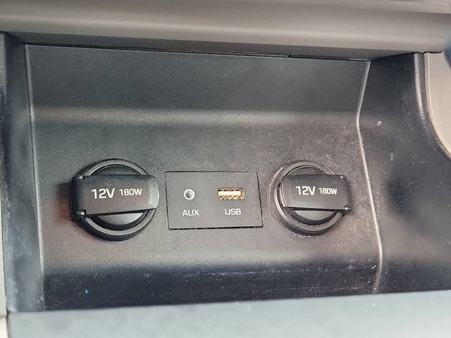 Used 2020 Hyundai Elantra SE FWD image 24