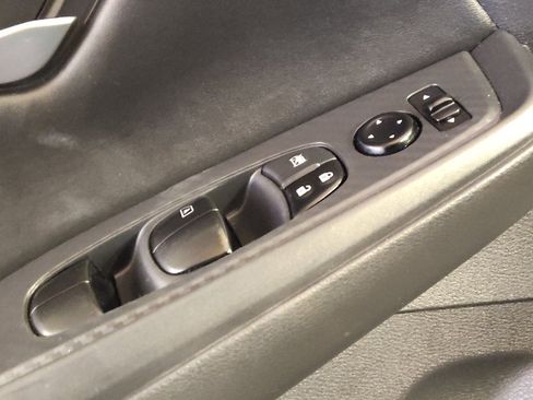 Used 2023 Nissan Sentra SV FWD image 27
