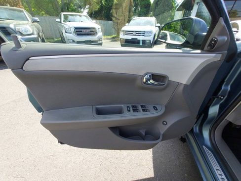 Used 2009 Chevrolet Malibu LS FWD image 8