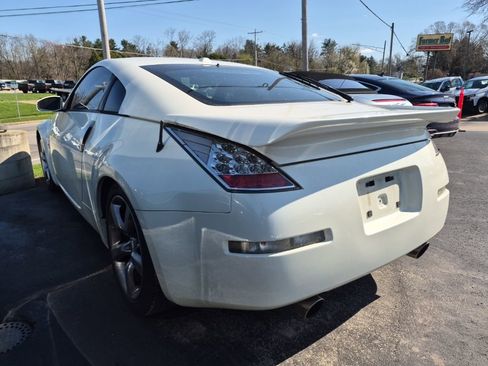 Used 2008 Nissan 350Z Touring image 5
