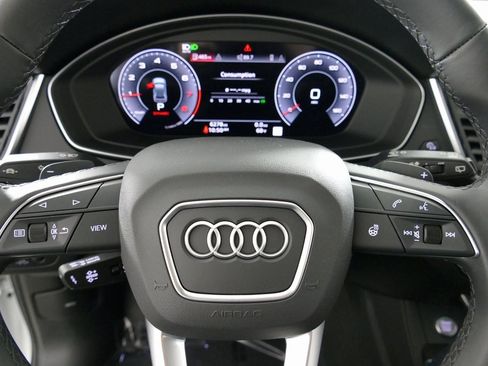 Certified 2025 Audi Q5 2.0T Premium Plus image 18