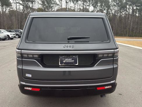 New 2026 Jeep Grand Wagoneer 2WD image 7