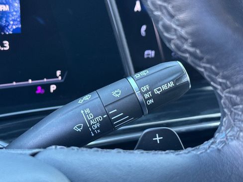 Certified 2024 Cadillac Escalade Sport image 36