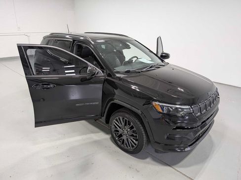 Used 2022 Jeep Compass High Altitude AWD/4WD image 16