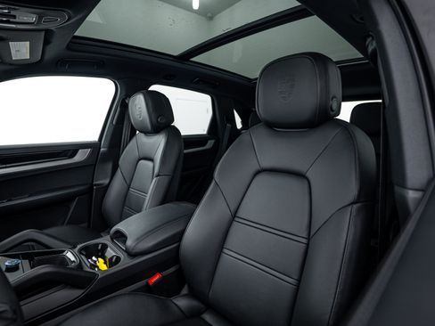 New 2026 Porsche Cayenne S AWD/4WD image 22