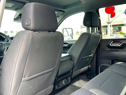 Used 2025 Chevrolet Silverado 2500 LT w/ Convenience Package AWD/4WD image 17