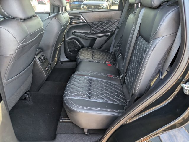 Used 2024 Mitsubishi Outlander SEL FWD image 23