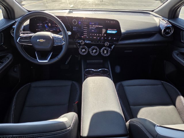 Used 2024 Chevrolet Blazer EV LT AWD/4WD image 17
