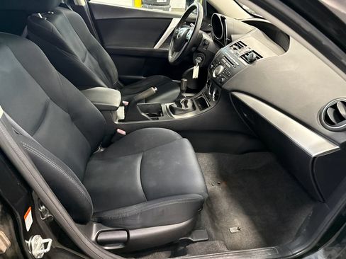 Used 2011 MAZDA MAZDA3 s Sport FWD image 13