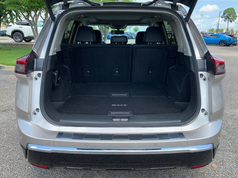 Used 2026 Nissan Rogue Platinum w/ Platinum Premium Package AWD/4WD image 7