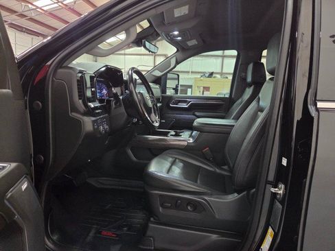 Used 2024 Chevrolet Silverado 2500 LTZ w/ LTZ Premium Package AWD/4WD image 6