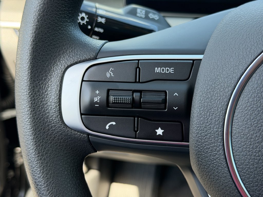 New 2027 Kia K5 LXS FWD image 27