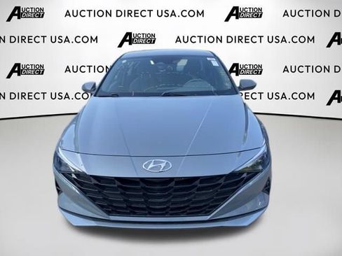 Used 2022 Hyundai Elantra SEL FWD image 13